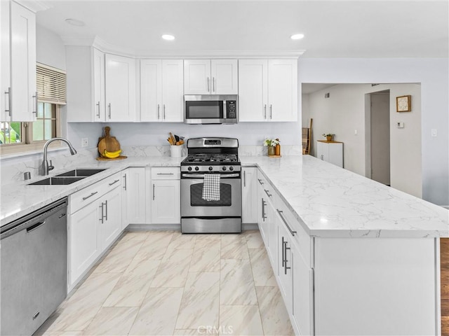 9672 Albacore Dr, Huntington Beach, CA 92646 - photo 3