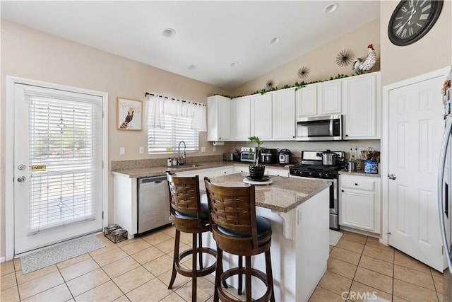 16177 Evansdale Way, Victorville, CA 92395 - photo 10