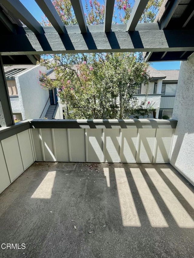 1342 E Hillcrest Dr Unit 20, Thousand Oaks, CA 91362 - photo 3