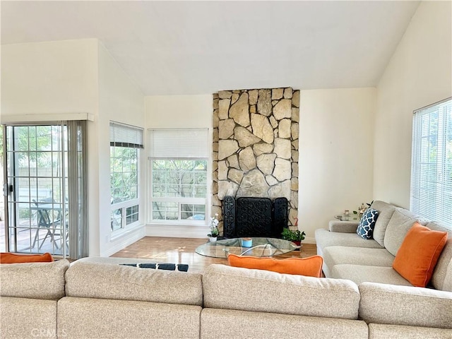 12947 Arabella Pl, Cerritos, CA 90703 - photo 5
