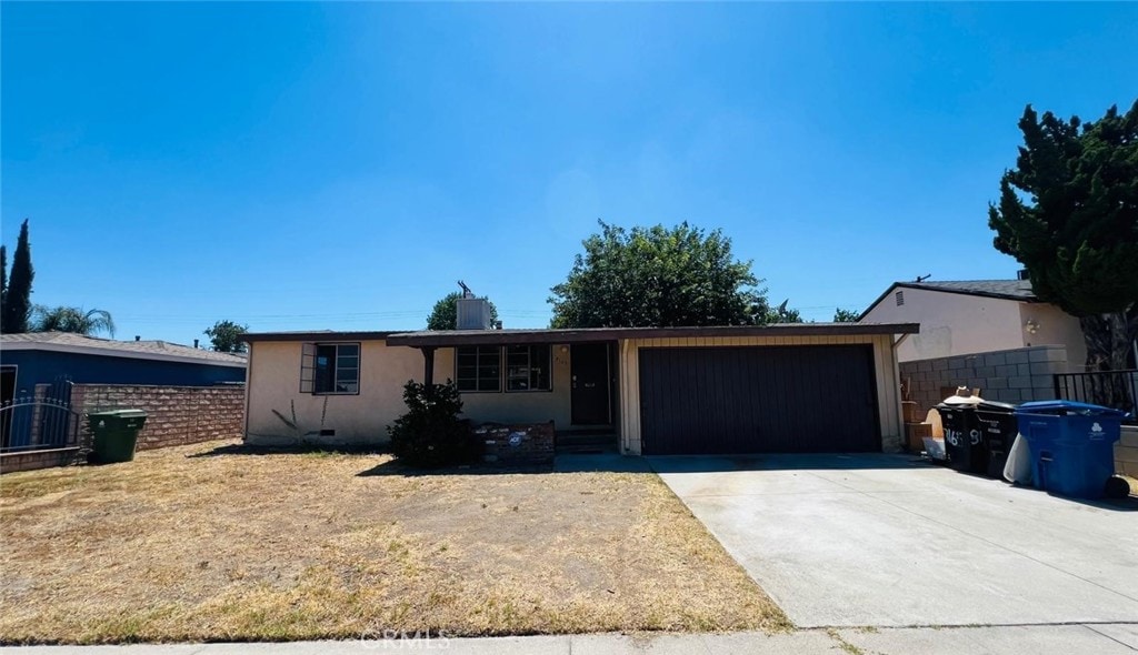 8165 Mammoth Ave, Panorama City, CA 91402 - photo 1