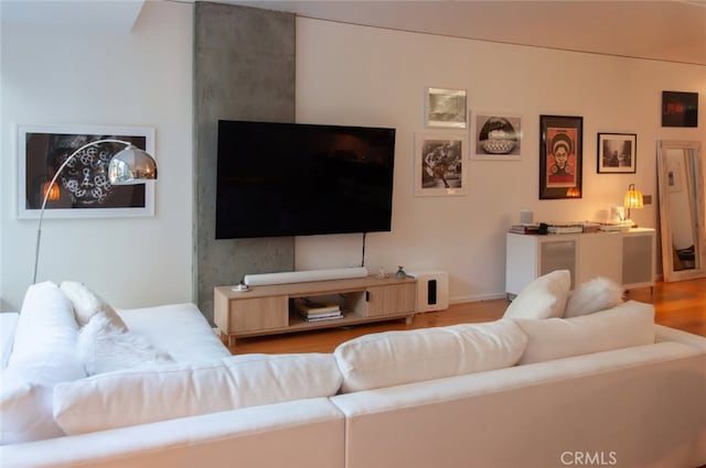 1155 S Grand Ave Unit 307, Los Angeles, CA 90015 - photo 7