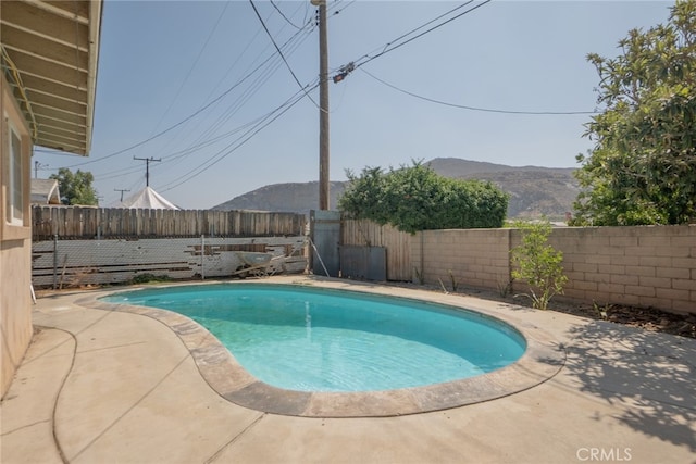 3200 Apple Ave, Jurupa Valley, CA 92509 - photo 28