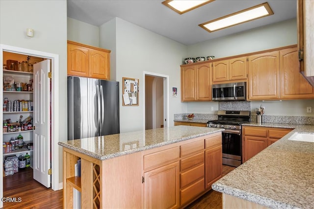 30730 Fox Ridge Ct, Tehachapi, CA 93561 - photo 21