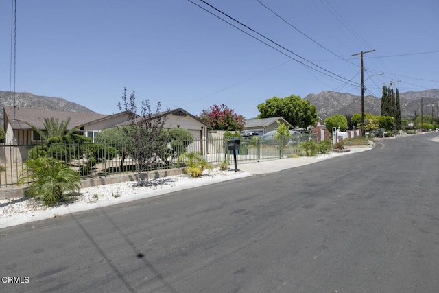 7935 Kyle St, Sunland, CA 91040 - photo 5