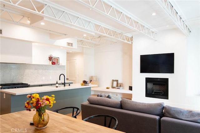 1250 N Harper Ave Unit 403, Los Angeles, CA 90046 - photo 5
