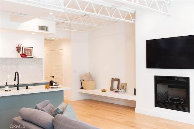1250 N Harper Ave Unit 403, Los Angeles, CA 90046 - photo 6