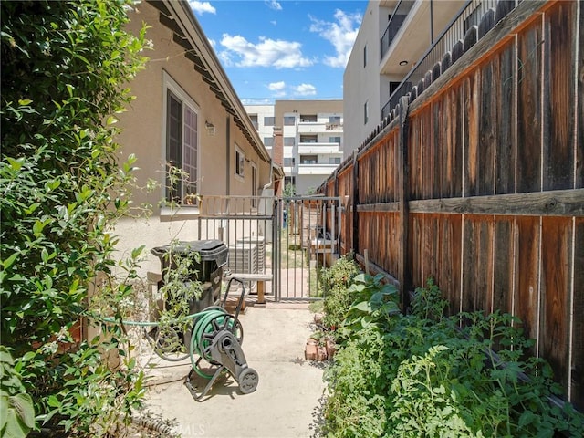3148 W 11th St, Los Angeles, CA 90006 - photo 25