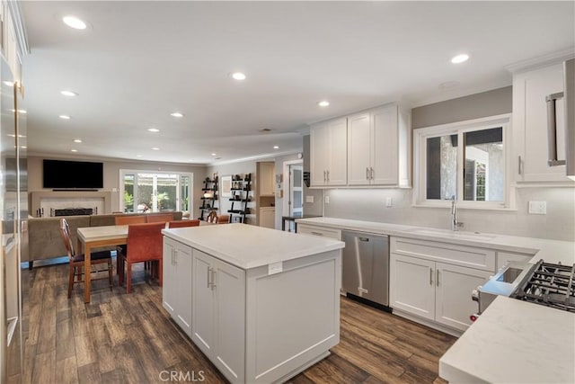 4656 Hazelnut Ave, Seal Beach, CA 90740 - photo 11