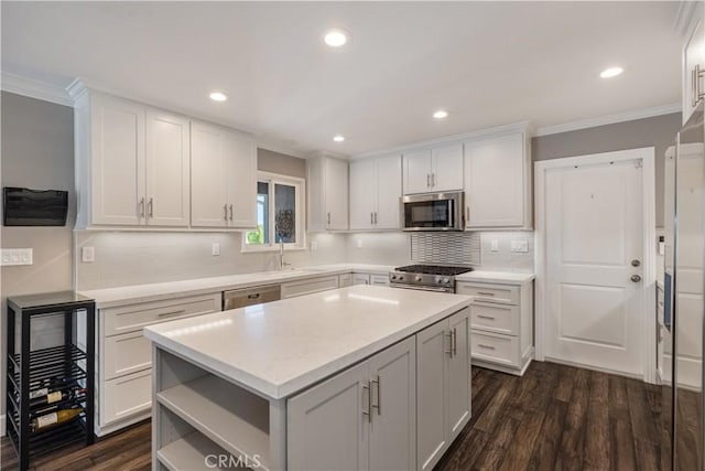4656 Hazelnut Ave, Seal Beach, CA 90740 - photo 10