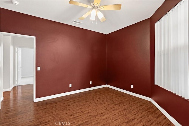 32579 Breton Dr, Winchester, CA 92596 - photo 8