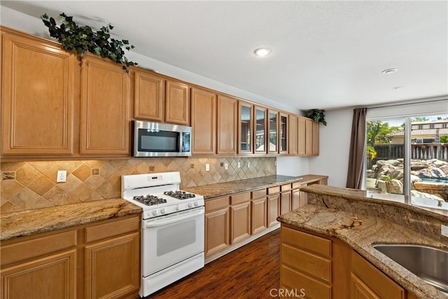32579 Breton Dr, Winchester, CA 92596 - photo 16