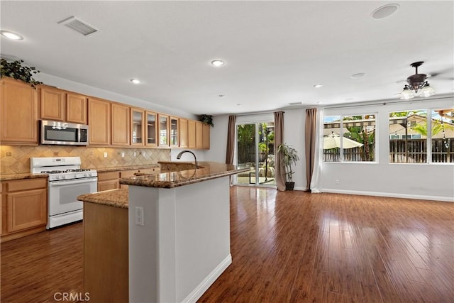 32579 Breton Dr, Winchester, CA 92596 - photo 10