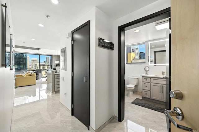 350 11th Ave Unit 930, San Diego, CA 92101 - photo 2