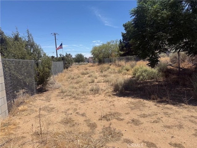 9268 Sierra Vista Rd, Phelan, CA 92371 - photo 12