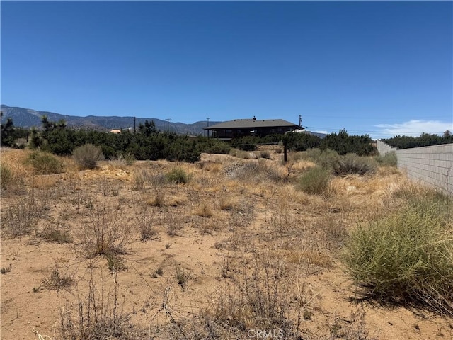9268 Sierra Vista Rd, Phelan, CA 92371 - photo 15