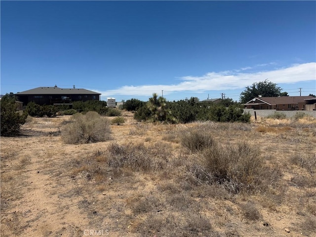 9268 Sierra Vista Rd, Phelan, CA 92371 - photo 3