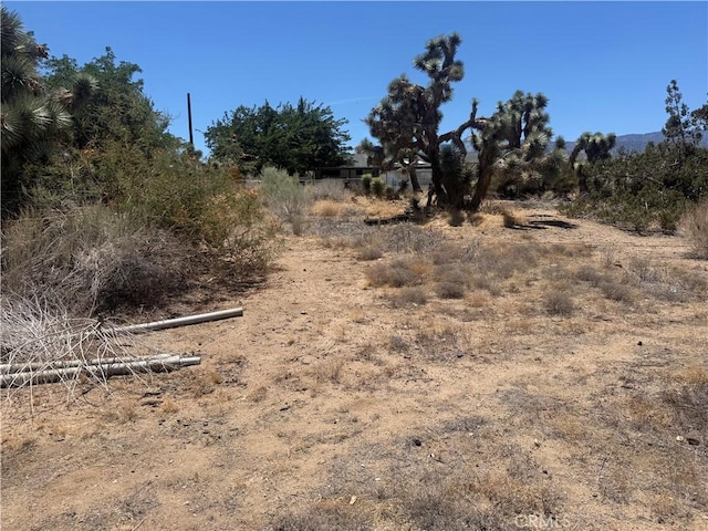 9268 Sierra Vista Rd, Phelan, CA 92371 - photo 4