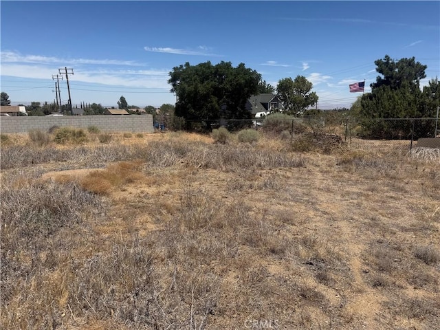 9268 Sierra Vista Rd, Phelan, CA 92371 - photo 6