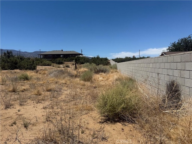 9268 Sierra Vista Rd, Phelan, CA 92371 - photo 14