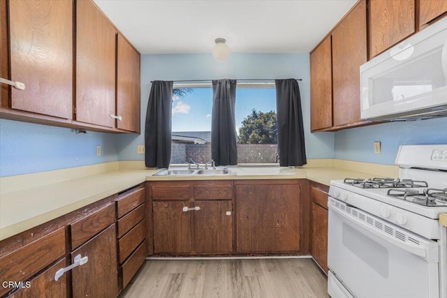 904 Denver Pl, Oxnard, CA 93033 - photo 23