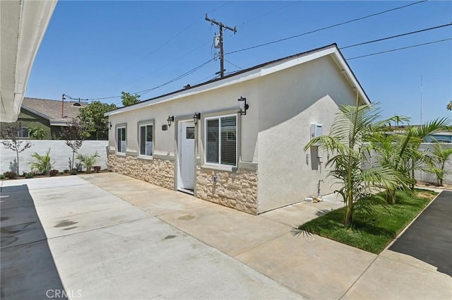 638 N Buttonwood St, Anaheim, CA 92805 - photo 28