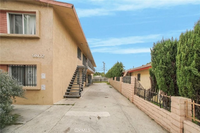 9802 Graham Ave, Los Angeles, CA 90002 - photo 4