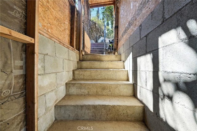 6178 Roy St, Los Angeles, CA 90042 - photo 35
