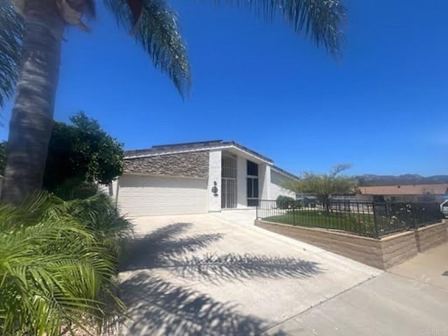14594 Scarboro St, Poway, CA 92064 - photo 1