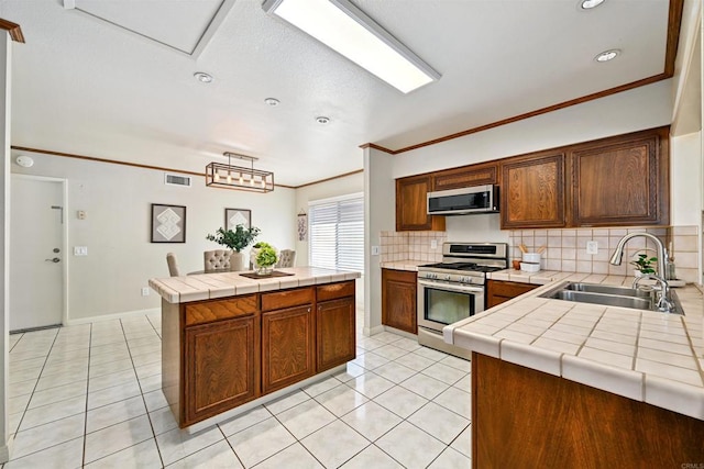 14594 Scarboro St, Poway, CA 92064 - photo 8