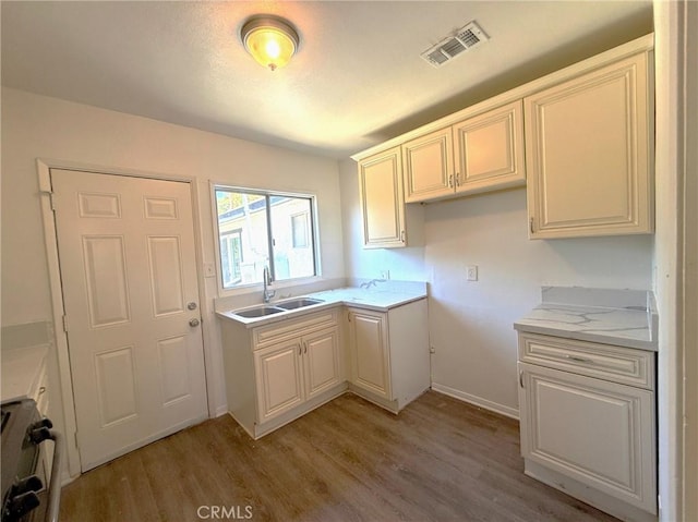 17469 Bullock St, Encino, CA 91316 - photo 9