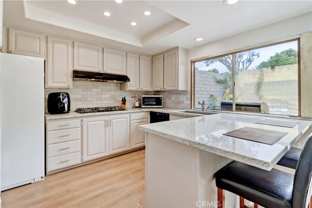 9001 Oceanwood Dr, Huntington Beach, CA 92646 - photo 14