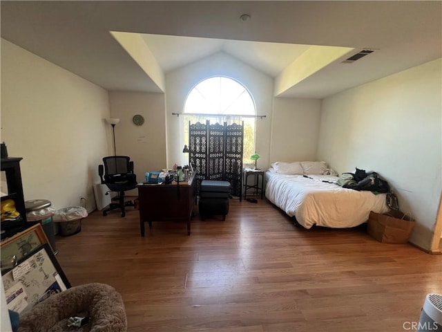 13775 Glenoaks Blvd Unit 16, Rancho Cascades, CA 91342 - photo 11