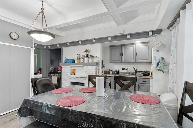 421 W 55th St, Los Angeles, CA 90037 - photo 17