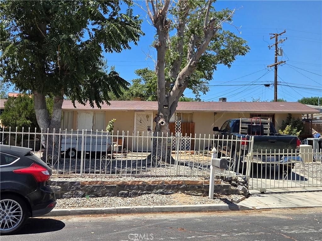 15524 Louise St, Victorville, CA 92395 - photo 1