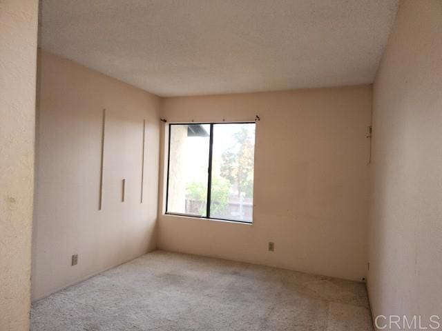 820 Chervil Ct, Chula Vista, CA 91910 - photo 14