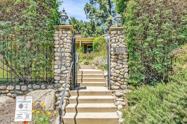 1313 E Palm St, Altadena, CA 91001 - photo 2
