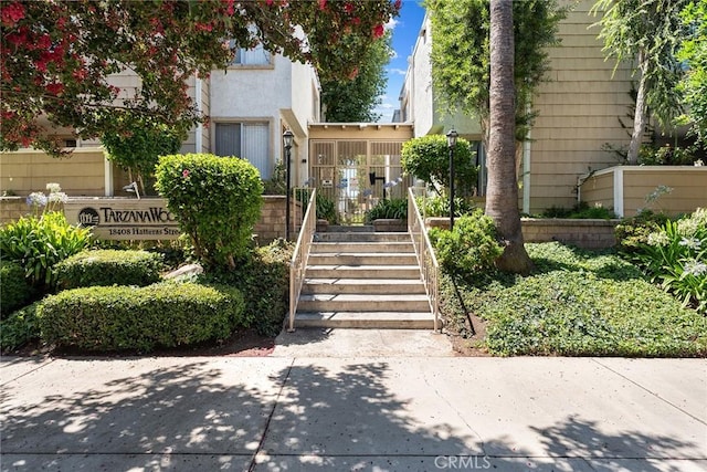 18408 Hatteras St Unit 49, Tarzana, CA 91356 - photo 24