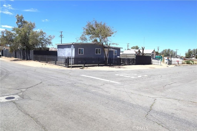 12075 James St, Boron, CA 93516 - photo 5
