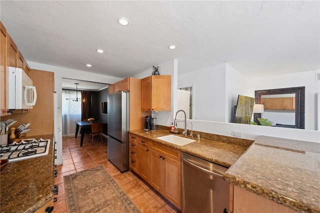 4833 Chateau Dr, San Diego, CA 92117 - photo 9