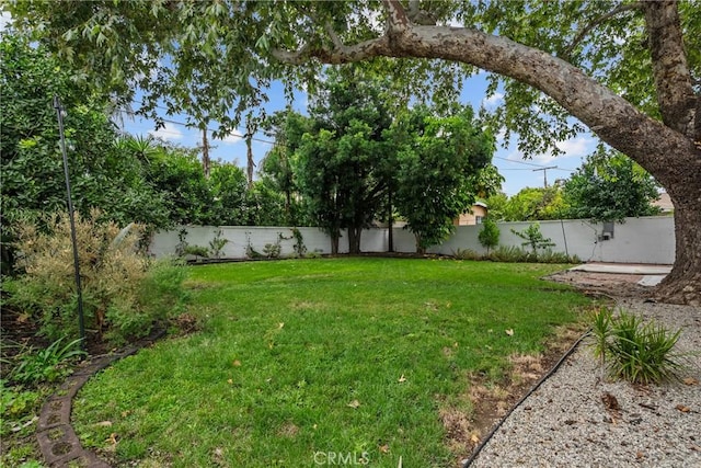 13817 Bromwich St, Arleta, CA 91331 - photo 37