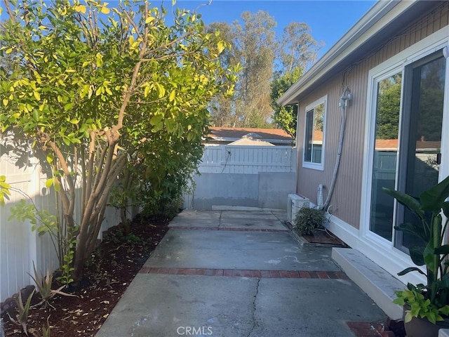 25896 Via Lomas Unit 7, Laguna Hills, CA 92653 - photo 15