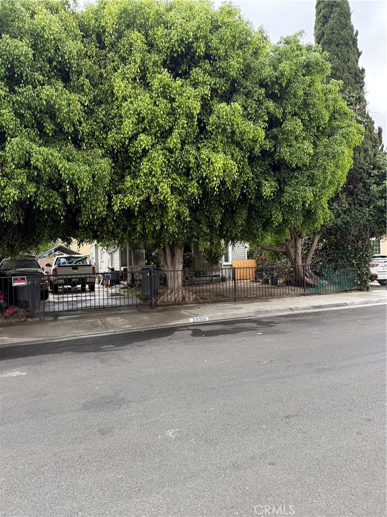 22306 Joliet Ave, Hawaiian Gardens, CA 90716 - photo 2