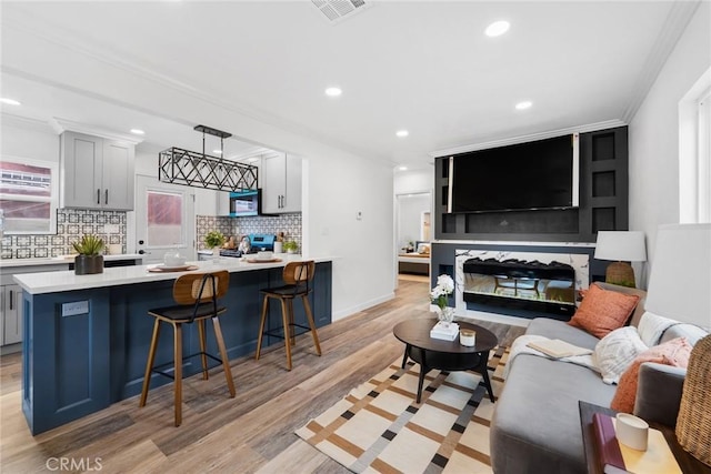 9517 Grape St, Los Angeles, CA 90608 - photo 23