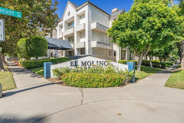 300 N El Molino Ave Unit 201, Pasadena, CA 91101 - photo 2