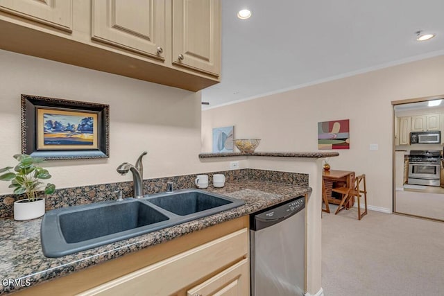 300 N El Molino Ave Unit 201, Pasadena, CA 91101 - photo 12