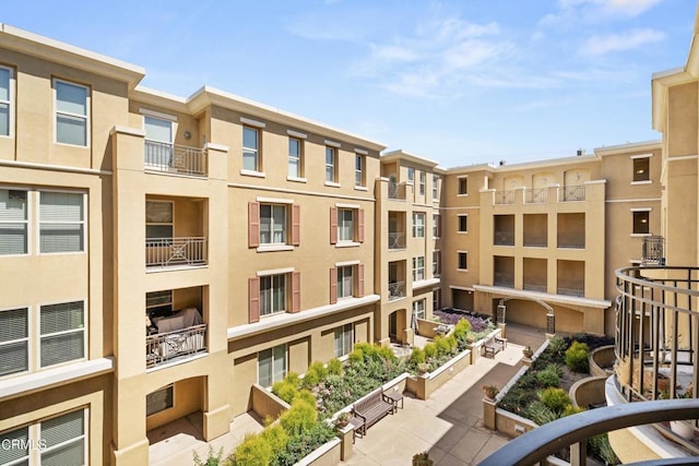 128 N Oak Knoll Ave Unit 311, Pasadena, CA 91101 - photo 19