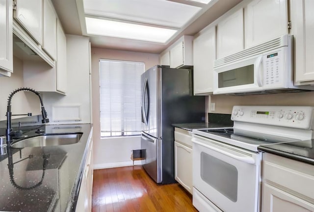 2560 C St Unit 20, San Diego, CA 92102 - photo 3