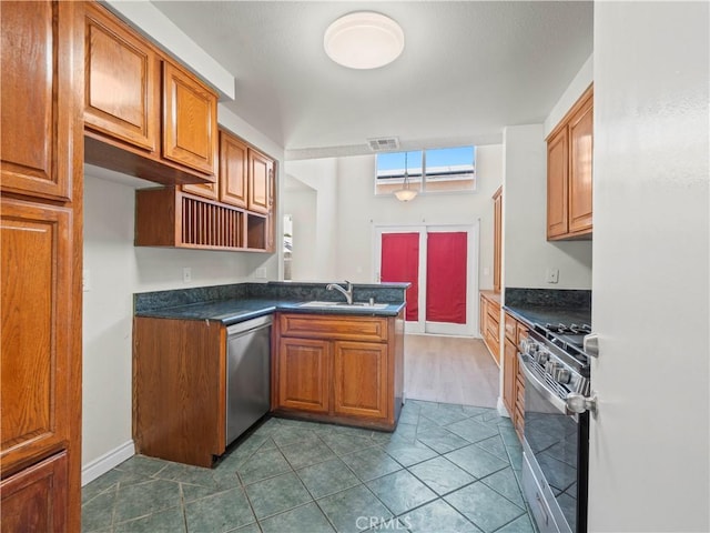 11384 Dronfield Unit 36, Pacoima, CA 91331 - photo 10