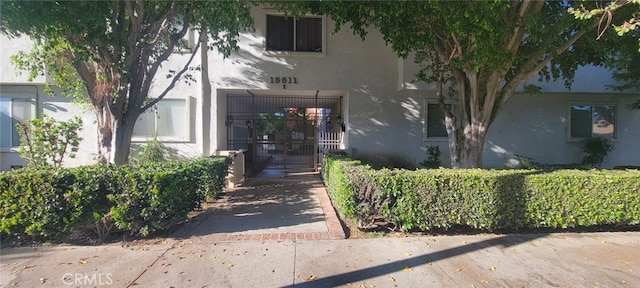 18611 Collins St Unit E33, Tarzana, CA 91356 - photo 1